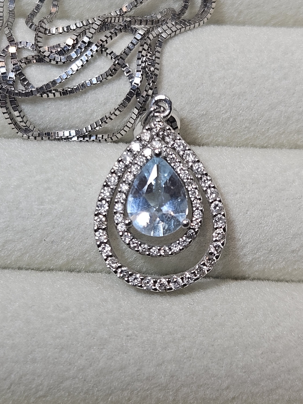 14k White Gold Teardrop Aqumarine And White Sapphire Pendant Necklace